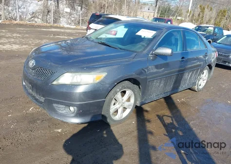 2011 Toyota Camry Se z USA, uszkodzony, nr VIN 4T1BF3EK7BU186713